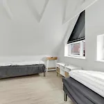 2 Bedroom Lovely In 아파트 Hemmet