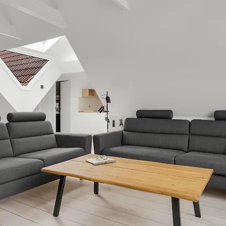 2 Bedroom Lovely In * Hemmet